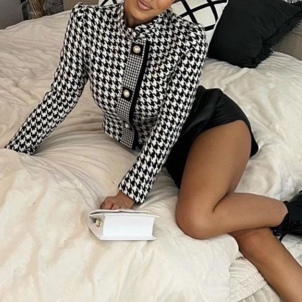 Tweed cropped jacket